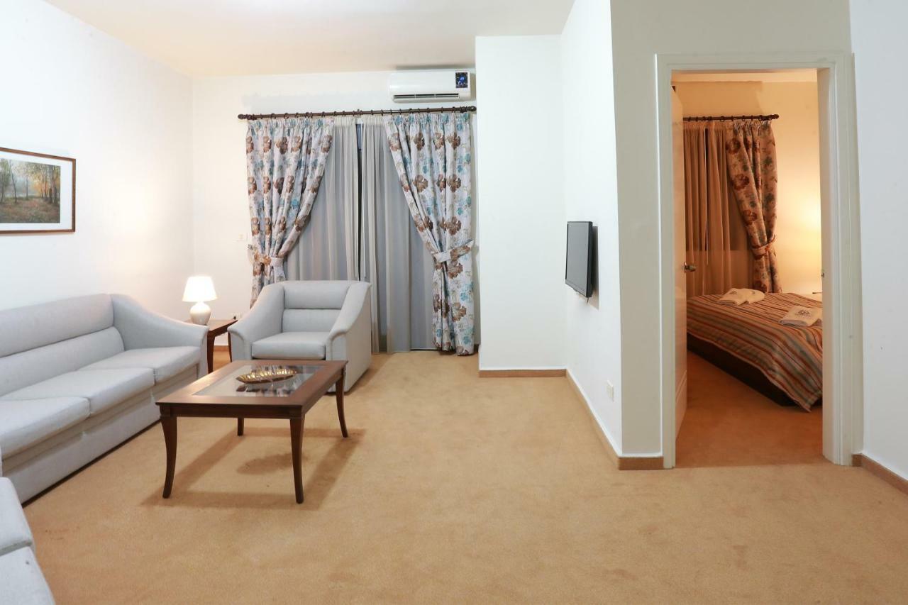 Nine Seven Hotel Adma wa Dafneh Exterior foto